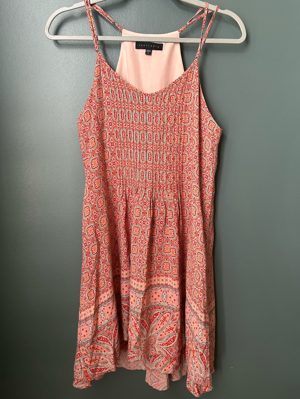 Sanctuary Lined Coral Paisley Mini Dress Size L but fits like M